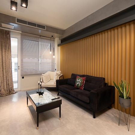 A Place 4U No6 - City Escape With Balcony Lounge & Open Living Space Athene Buitenkant foto