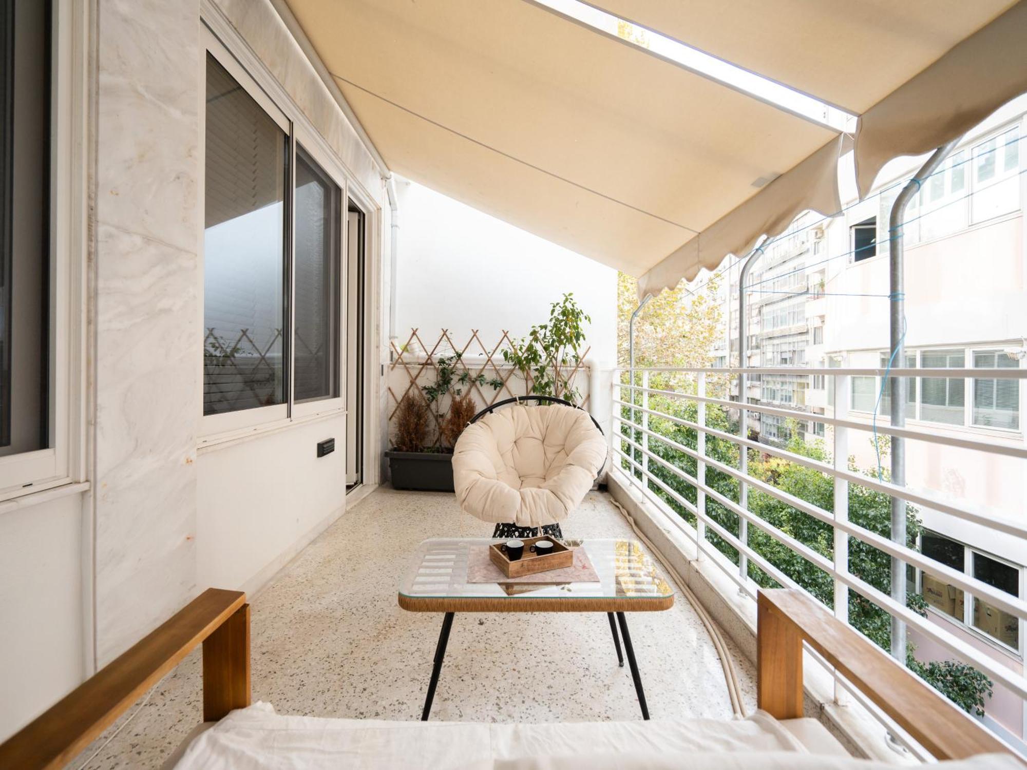 A Place 4U No6 - City Escape With Balcony Lounge & Open Living Space Athene Buitenkant foto