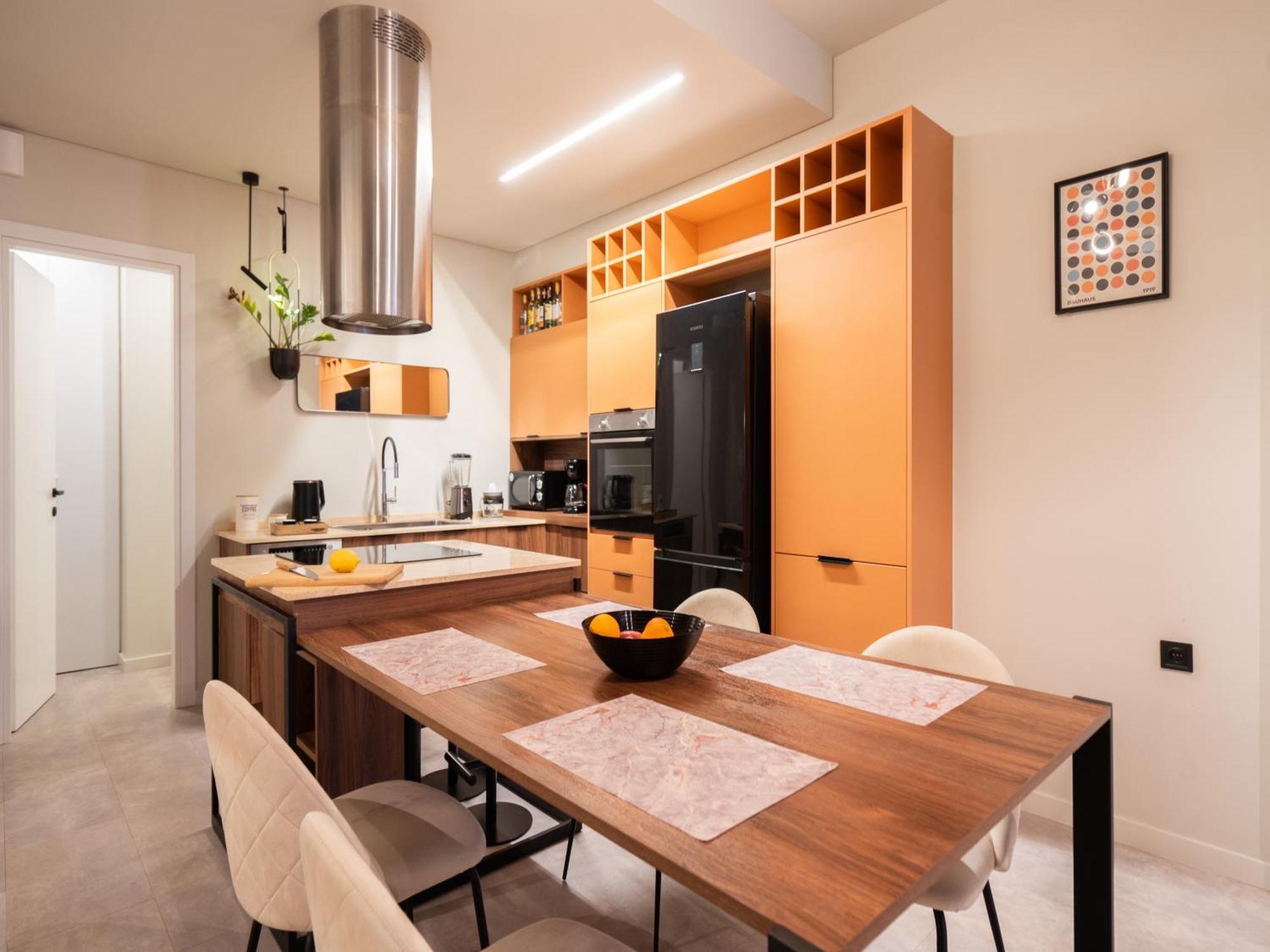 A Place 4U No6 - City Escape With Balcony Lounge & Open Living Space Athene Buitenkant foto