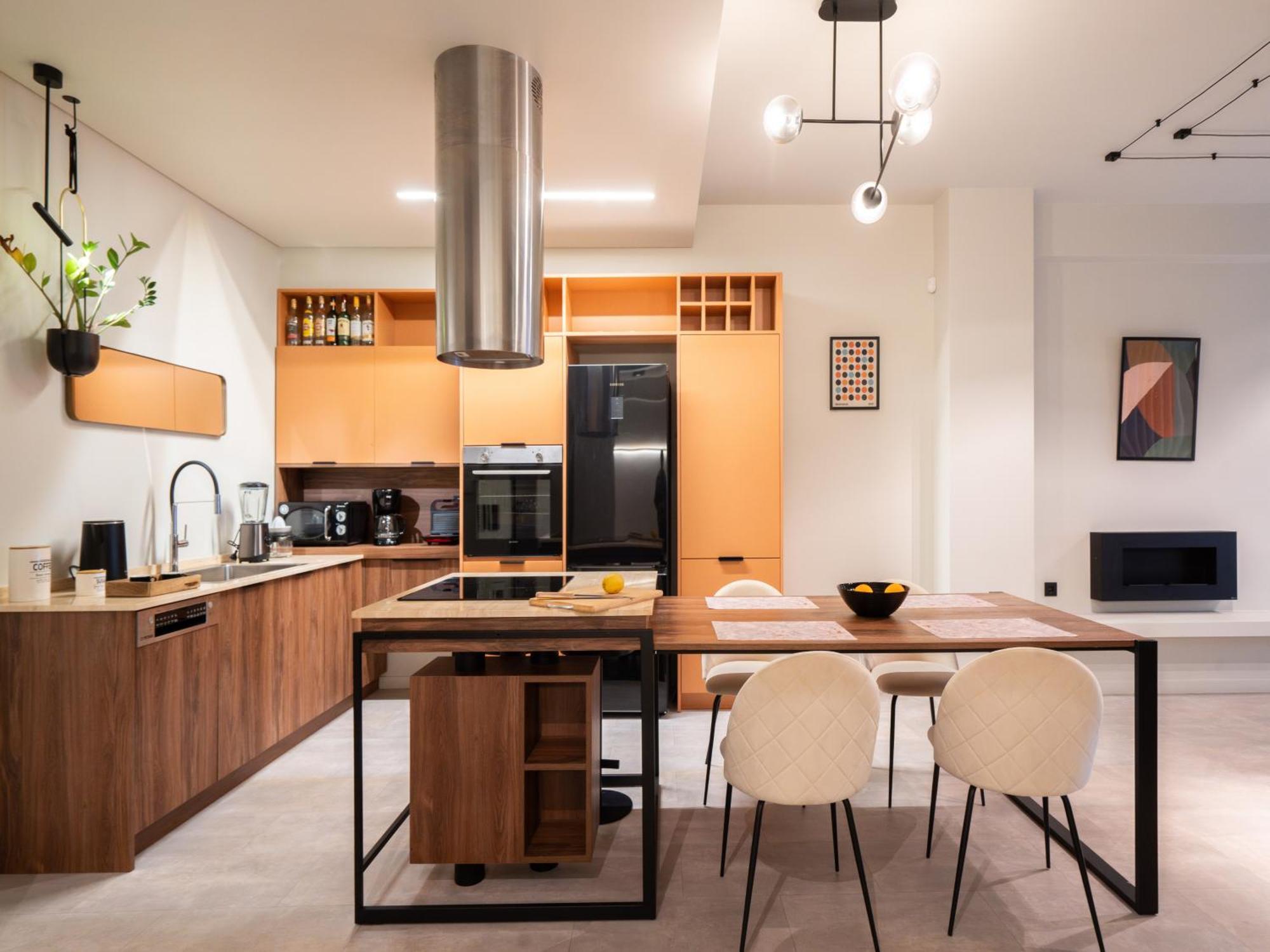 A Place 4U No6 - City Escape With Balcony Lounge & Open Living Space Athene Buitenkant foto